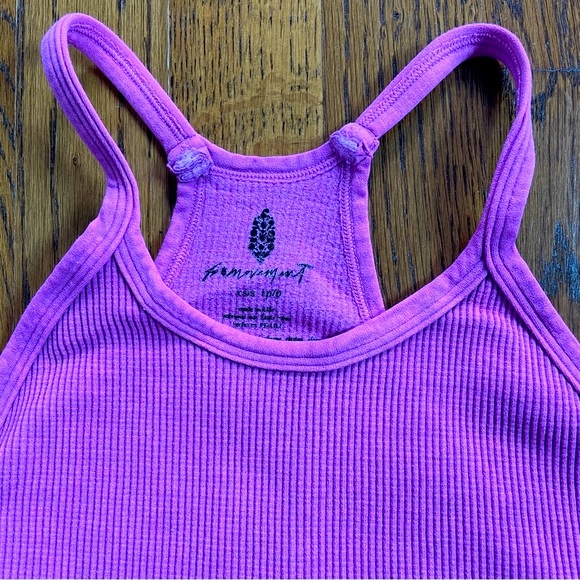 XS/S Free People Movement Crop - Picture 2 of 2